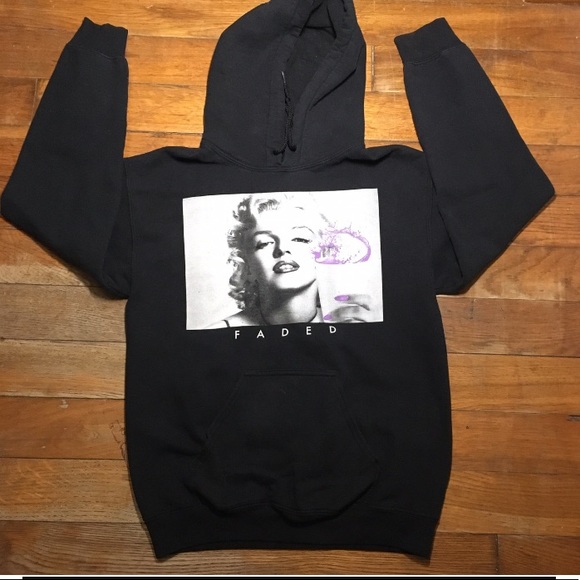 rue 21 marilyn monroe hoodie
